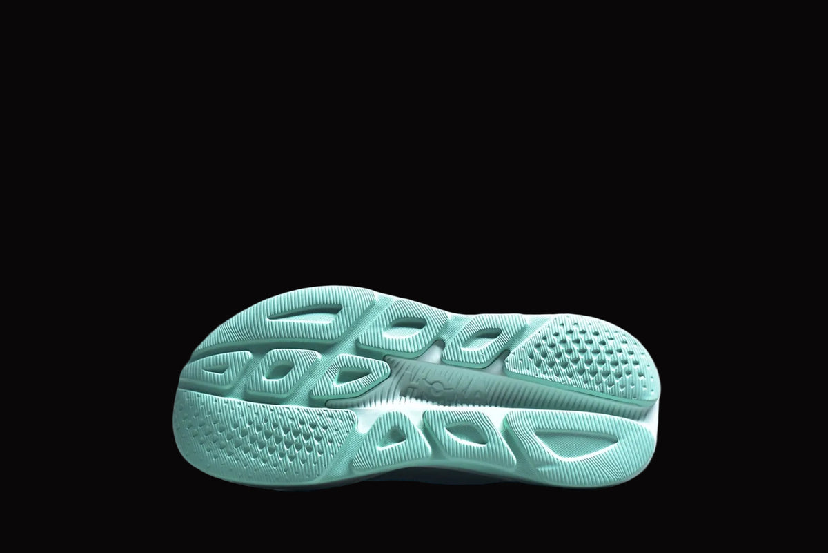 Hoka One Time to Fly