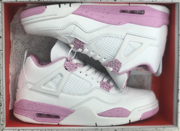 Jordan Retro 4 ‘Pink Oreo’