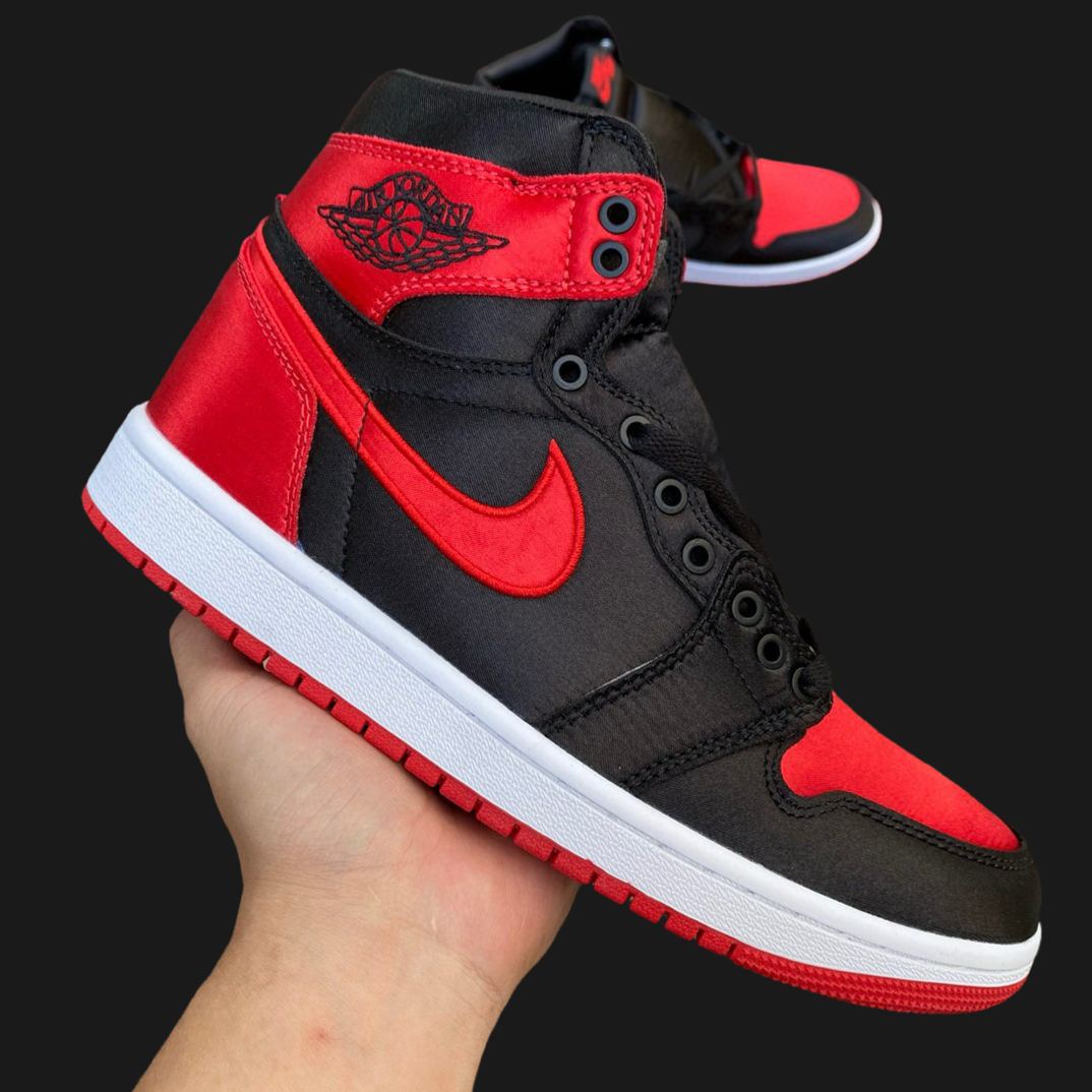 Jordan Retro 1 ‘Satin Banned’